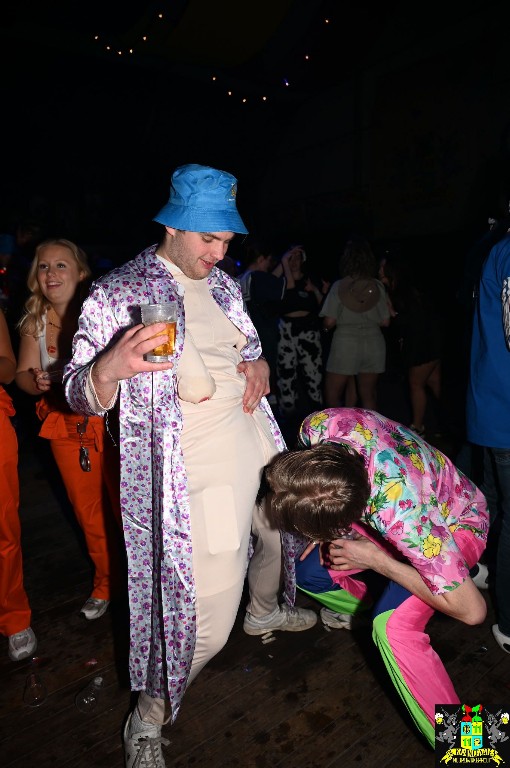 ../Images/Opwarmbal 2026 162.jpg